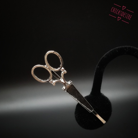 Gold & Silver Scissor Ornaments Hair Clips - Picture 4 of 7